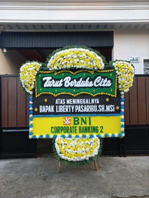 Papan Bunga Duka di Goto